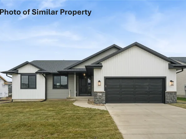 1820 Shady Grove Rd SW, Cedar Rapids, IA 52404