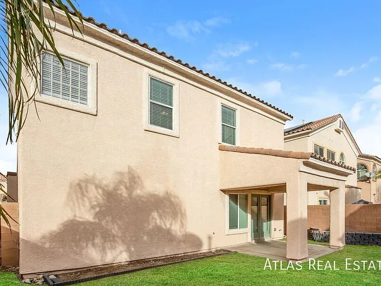 7630 Riva Ridge St — Photo 15