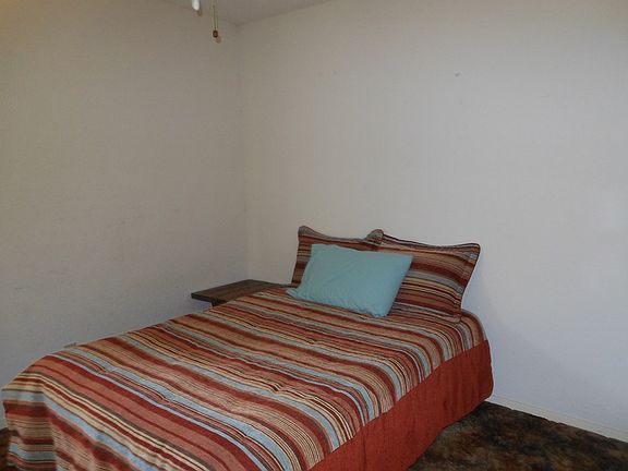 5th image of 502 Mimosa Dr