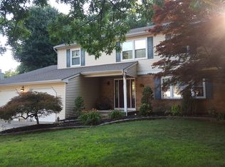 15 Snyder Dr, Middletown, NJ 07748