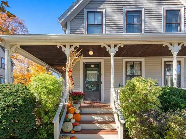 5 Byron St, Wakefield, MA 01880