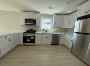 359 Willard Ave #2, Providence, RI 02907