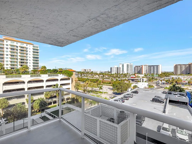 3015 N Ocean Blvd #6A — Photo 24