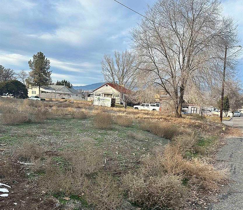 2nd image of TBD E 4th Street