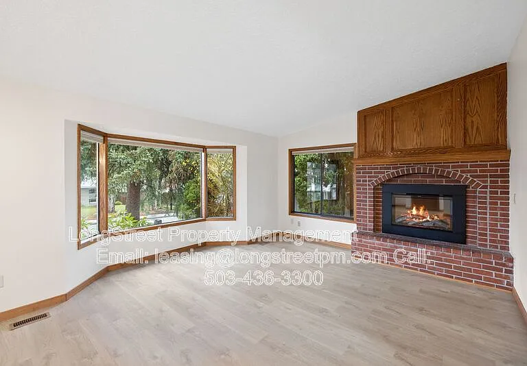 13777 SE 115th Ave — Photo 2