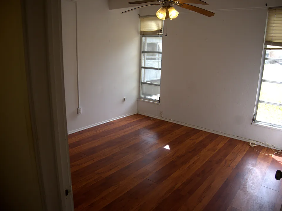 4601 Club Cir