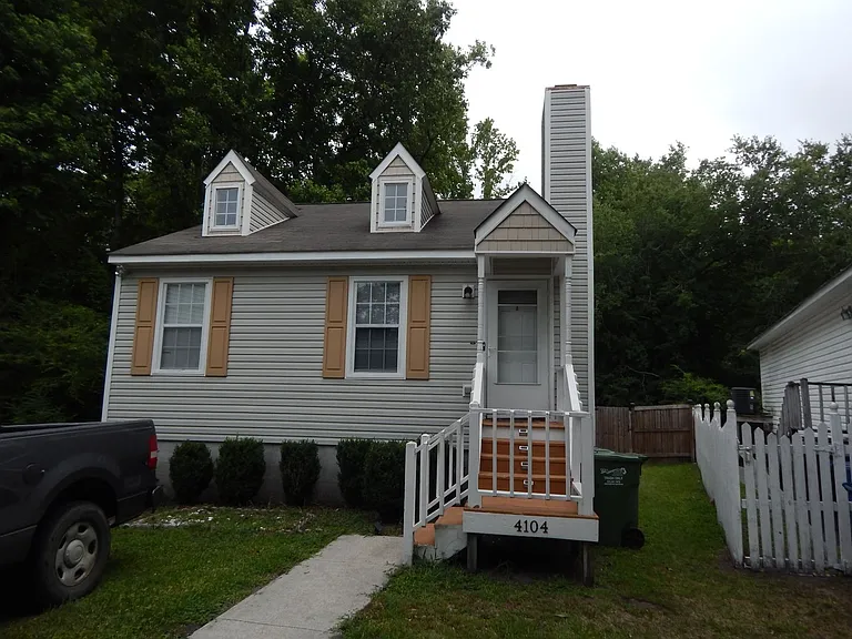 4104 Fraternity Ct — Photo 1
