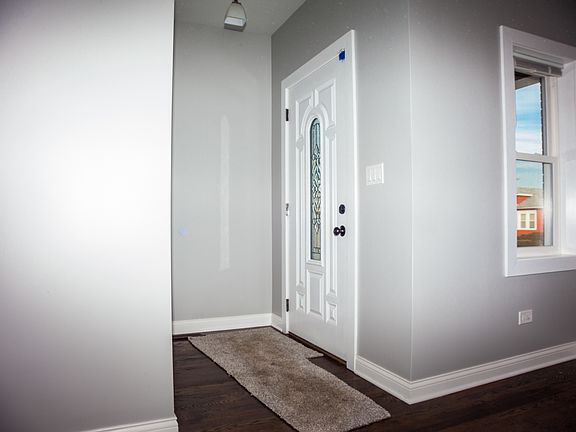 4th image of 438 S 21st Ave