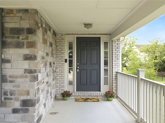 4th image of 3432 Myna Ln