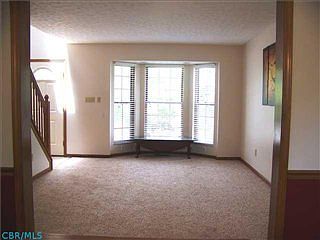 4th image of 2379 Walborn Dr