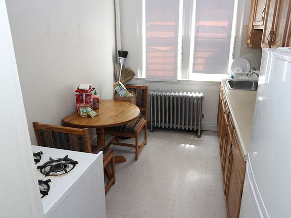 5th image of 1634 Commonwealth Ave #1OJ