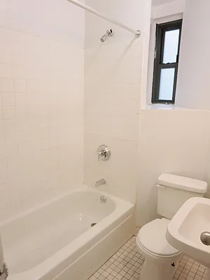 Rented by City & Suburban | media 21