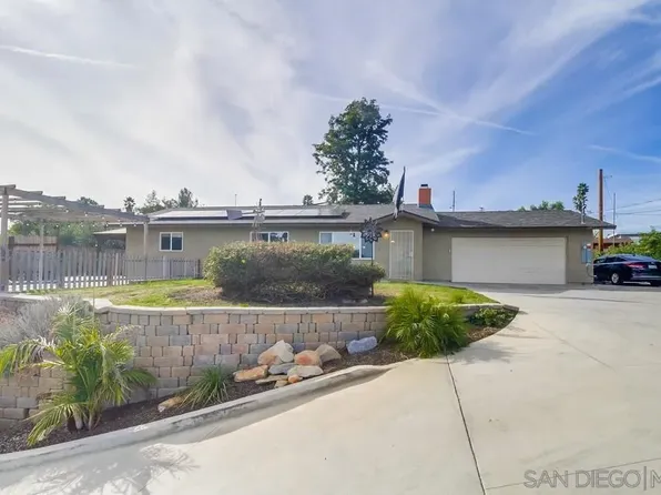 12524 Lemon Crest Dr, Lakeside, CA 92040