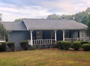 60 Hunters Ln, Powder Springs, GA 30127