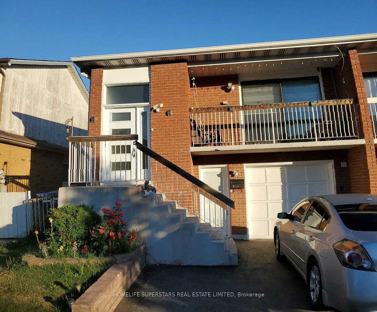 4 bed, $3,000 — Photo 1