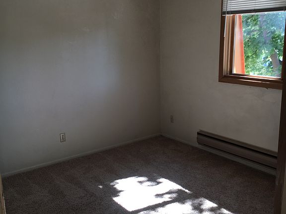 4th image of 125 19th St N