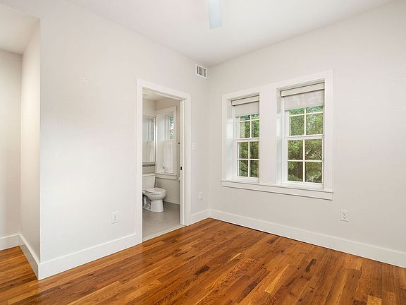 5th image of 205 Witherspoon St