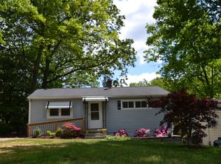 1403 Larson St, Greensboro, NC 27407