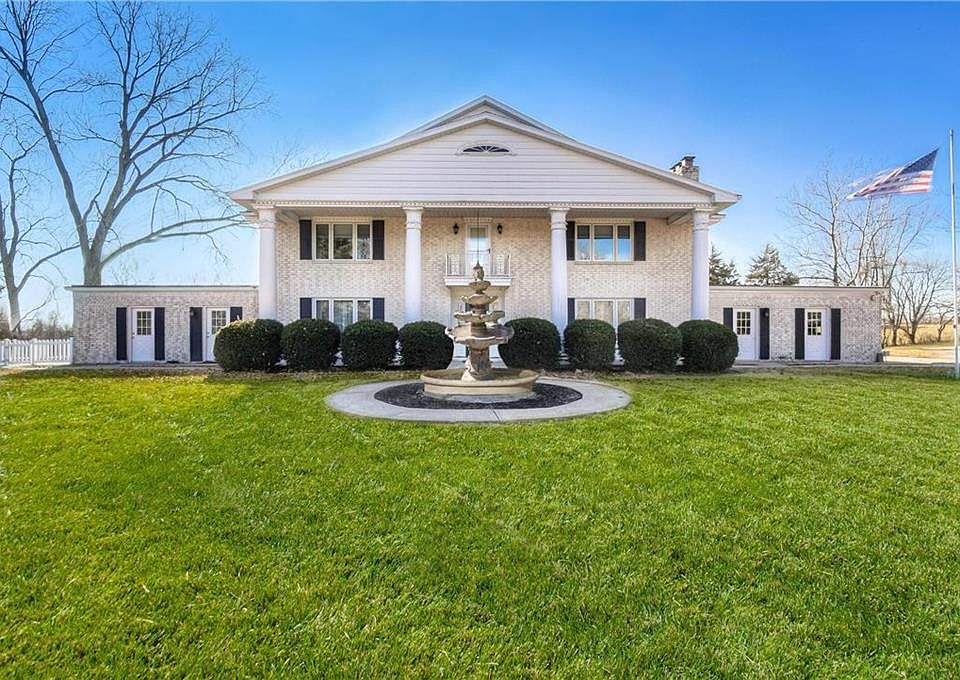 19819 NE Us Highway 69, Liberty, MO 64068 | Zillow