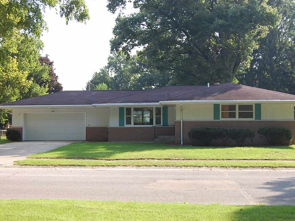 1st image of 1242 Romain Ave