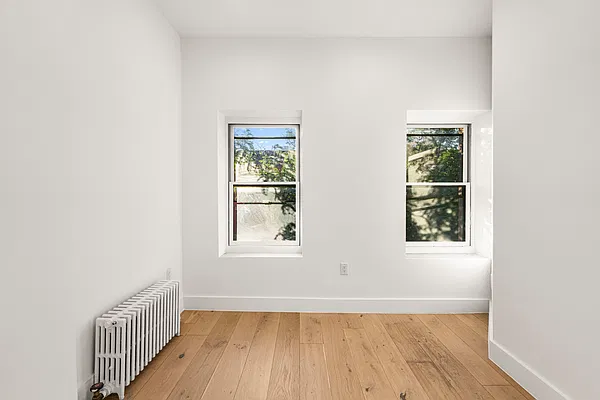 Bedroom, photo 2