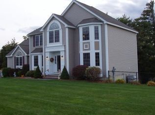 10 Hawks Ridge Rd, North Billerica, MA 01862