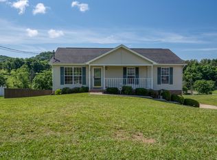 696 Old Stage Trl, Bristol, TN 37620