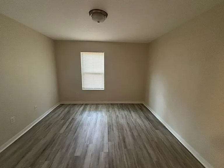 7454 Mohawk Trl — Photo 8