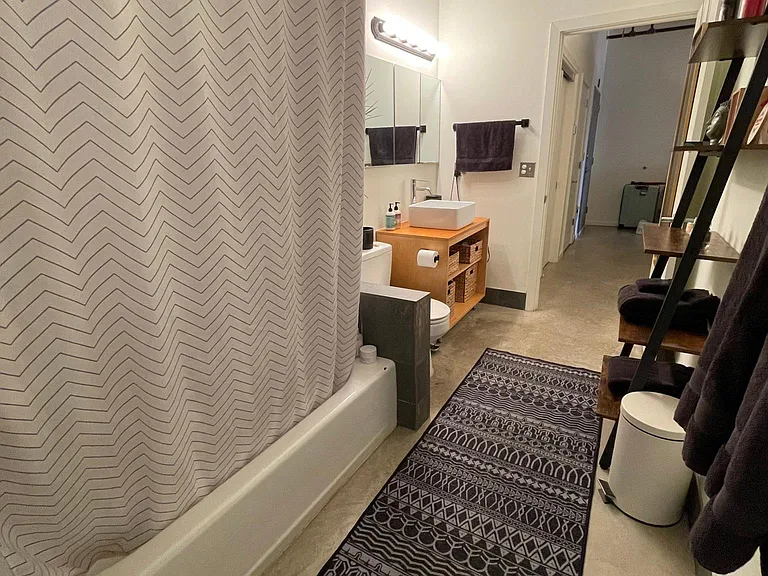 1714 Memphis St #305 — Photo 7
