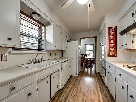 4th image of 1606 Bardfield Ave