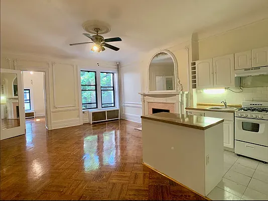 Rented by Building Equity Real Estate LLC | media 4