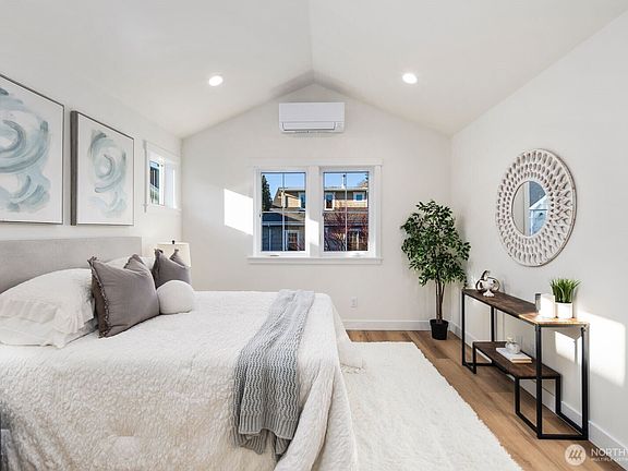 3rd image of 1004 N 48th Street #C