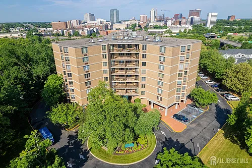 30 S Adelaide Ave #5M Photo 1 30 S Adelaide Ave #5M Photo 1