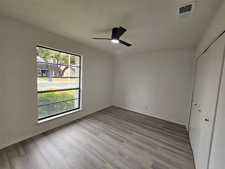 10706 Berthound Dr — Photo 24