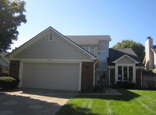 3547 Clearwater Cir, Indianapolis, IN