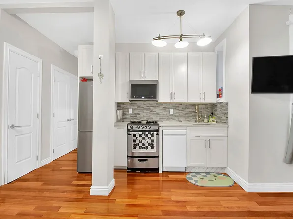 255 79th St APT A7, Brooklyn, NY 11209