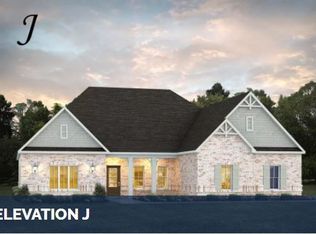 1514 Maggie Dr, Opelika, AL 36801