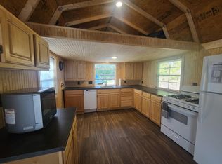 799 Coal Hollow Rd, Manchester, KY 40962