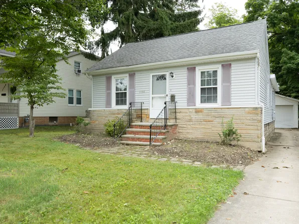 1156 Belrose Rd, Mayfield Heights, OH 44124
