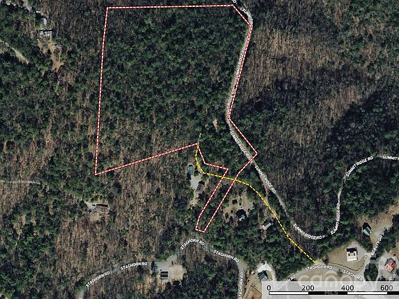 3rd image of Staghorn Rd #51 & 52a
