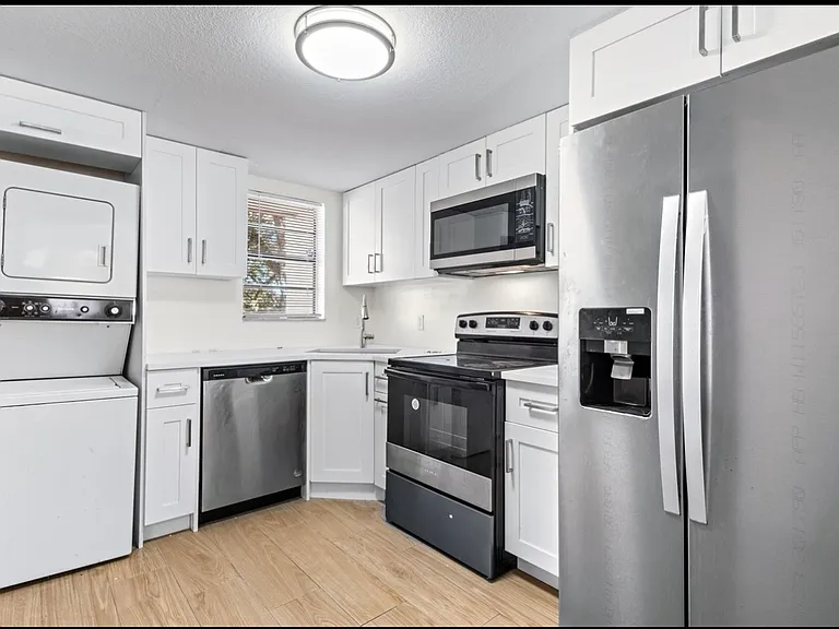3750 NW 115th Way #19 — Photo 3