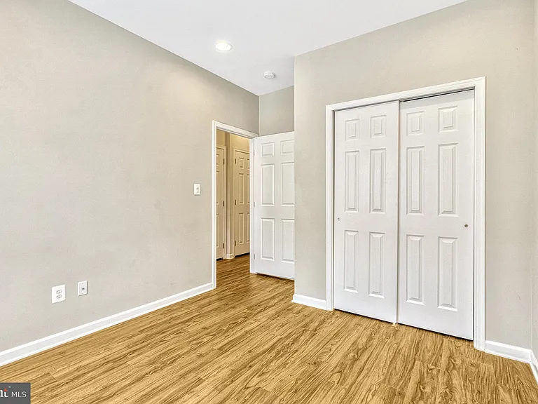 25368 Shipley Ter — Photo 24