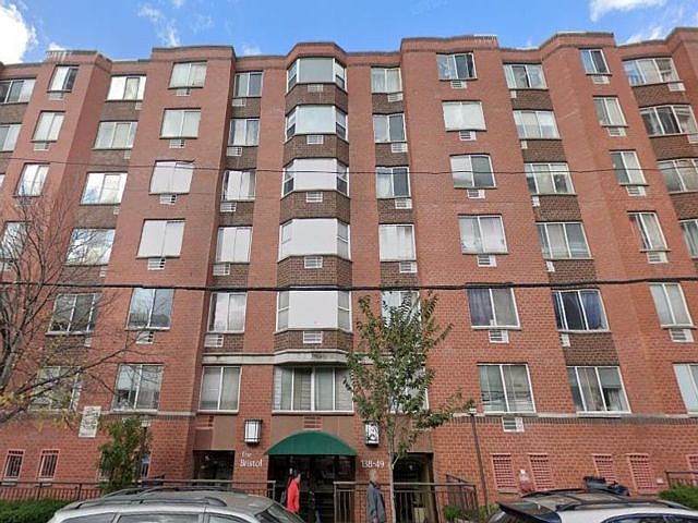 1st image of 13849 Barclay Ave