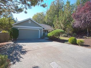 2419 29th St, Anacortes, WA 98221