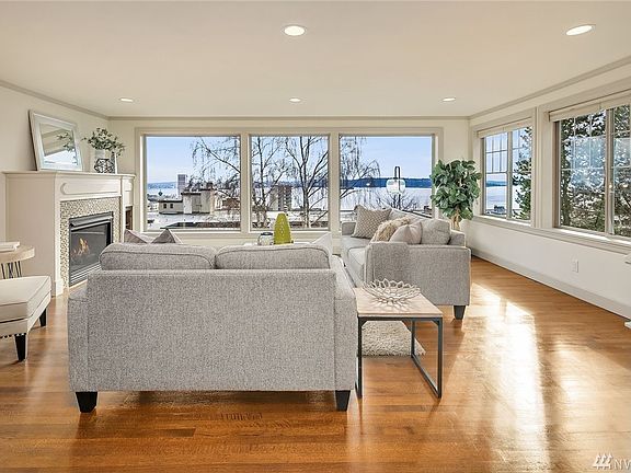 3rd image of 507 W Olympic Place C #C