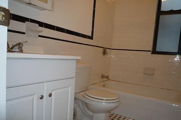 Rented by Jason Rosenberg, LREB | media 10