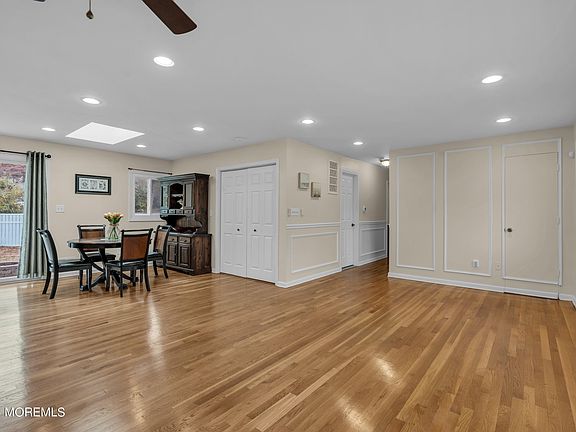 5th image of 1478 Lakewood Avenue