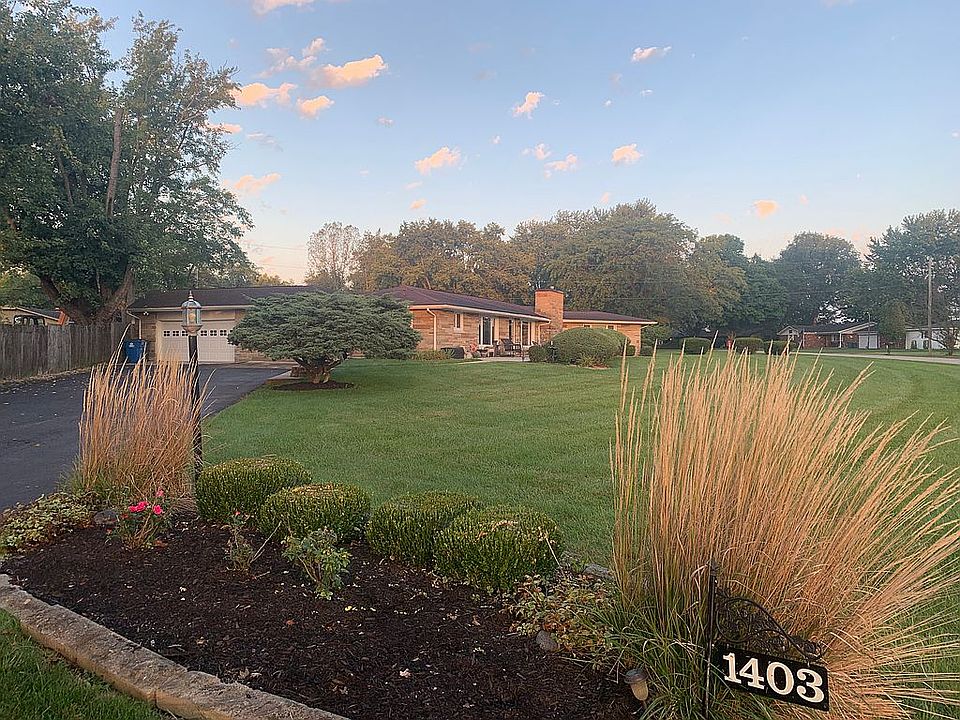 Front yard 