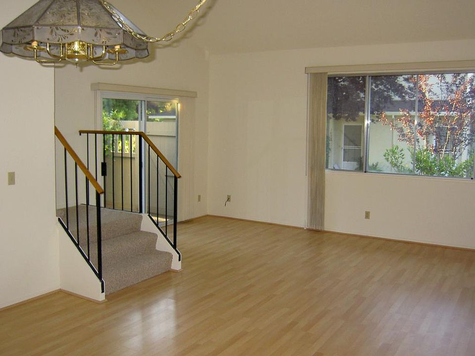1st image of 1054 Michelangelo Dr