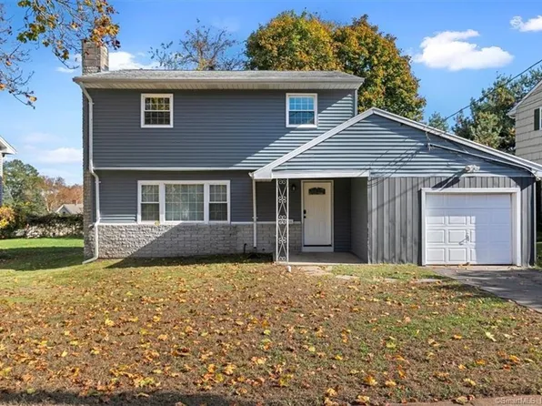 114 Daniel Road, Hamden, CT 06517